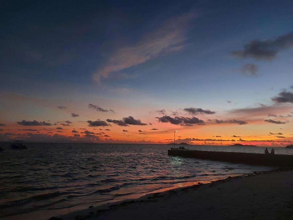 Diamond Plaza Hotell Grand Anse  Eksteriør bilde